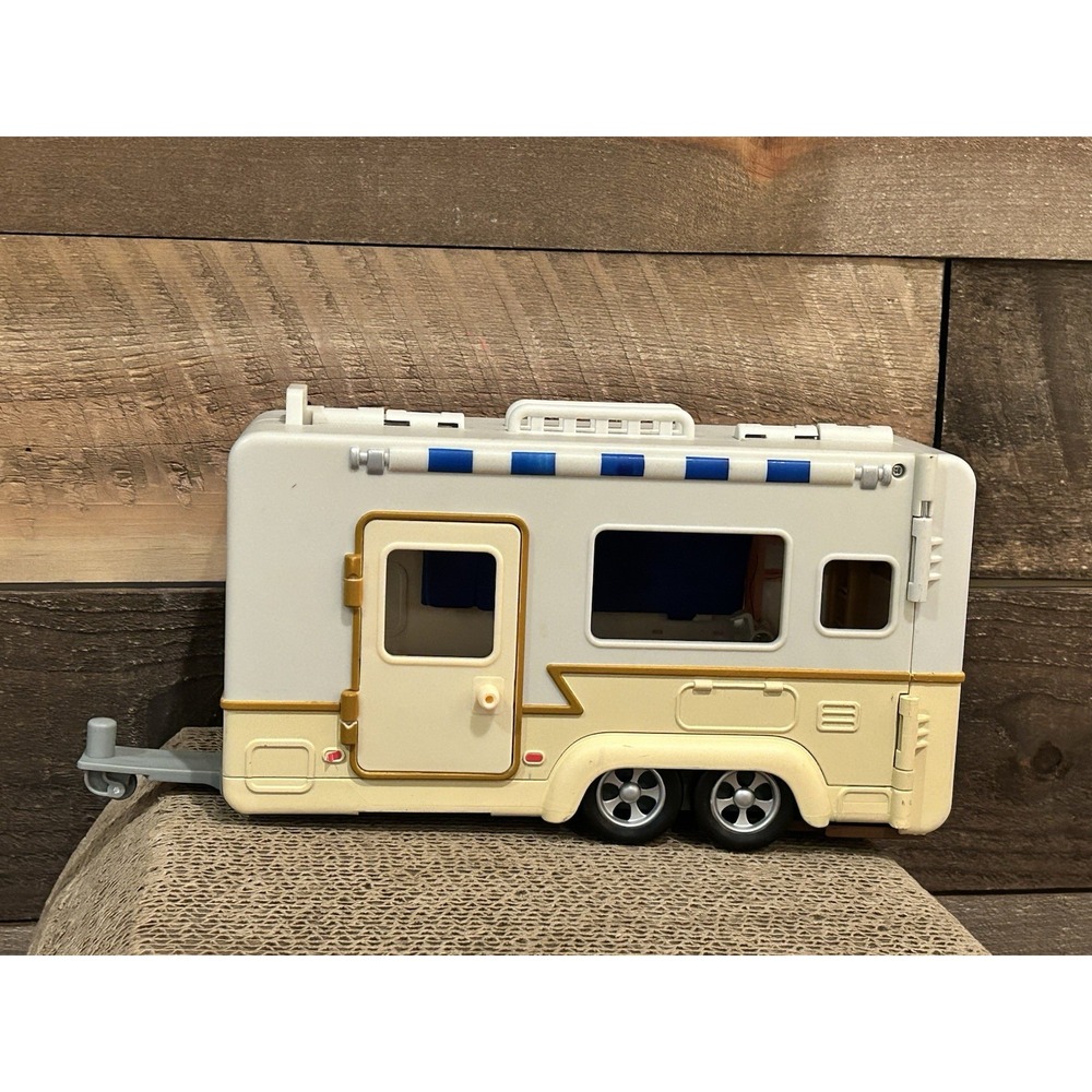 Bluey Camper Ultimate Caravan Adventure Playset Only Trailer RV‎ Camping